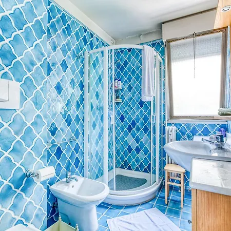 Апартаменти La Cuse Baciccia - Happy Мантон